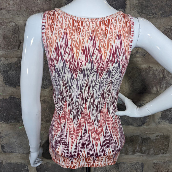 Sonoma Everyday Tank Top Woman's Size Small Ribbed Multi Colored Pattern - Picture 3 of 11